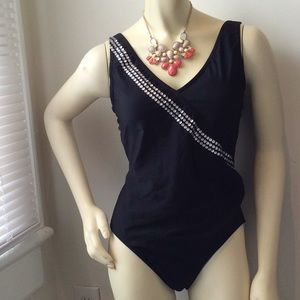 George One Piece Women’s Swimsuit Size UK16 (US12)